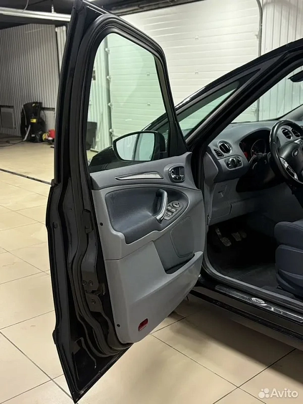 Ford S-MAX 2.0 MT 21