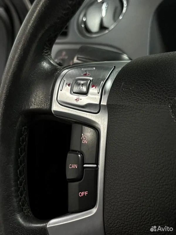 Ford S-MAX 2.0 MT 26