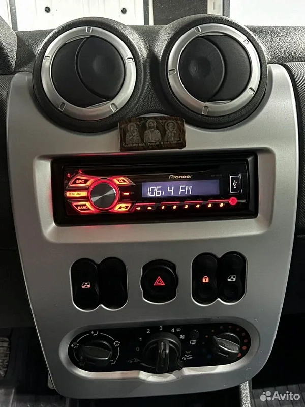 Renault Logan 1.4 MT 25