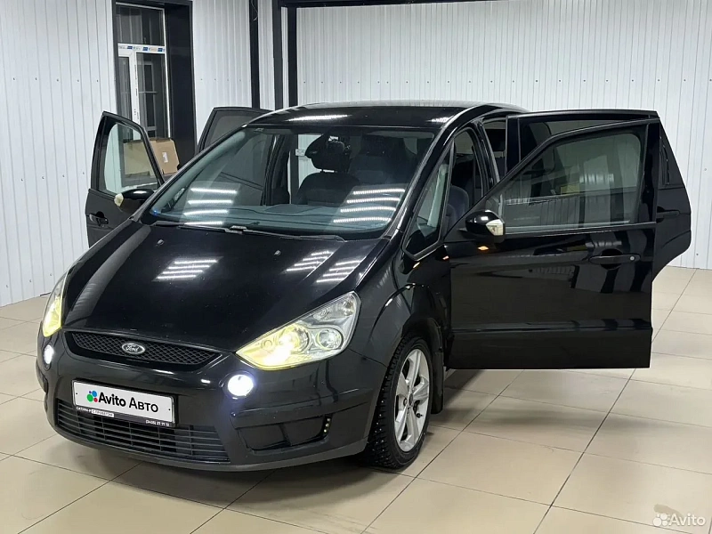 Ford S-MAX 2.0 MT 13
