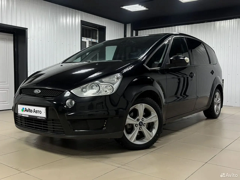 Ford S-MAX 2.0 MT 1