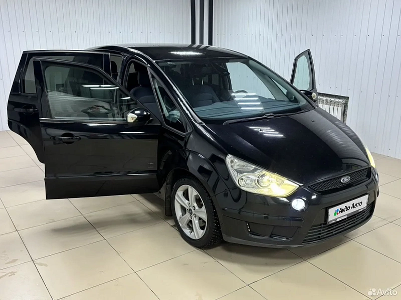 Ford S-MAX 2.0 MT 14