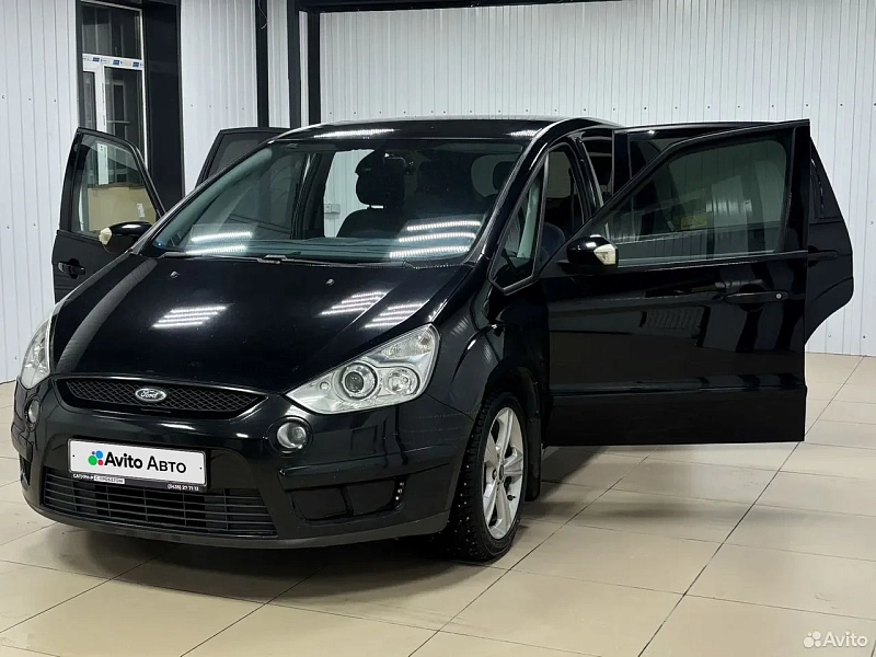 Ford S-MAX 2.0 MT 10